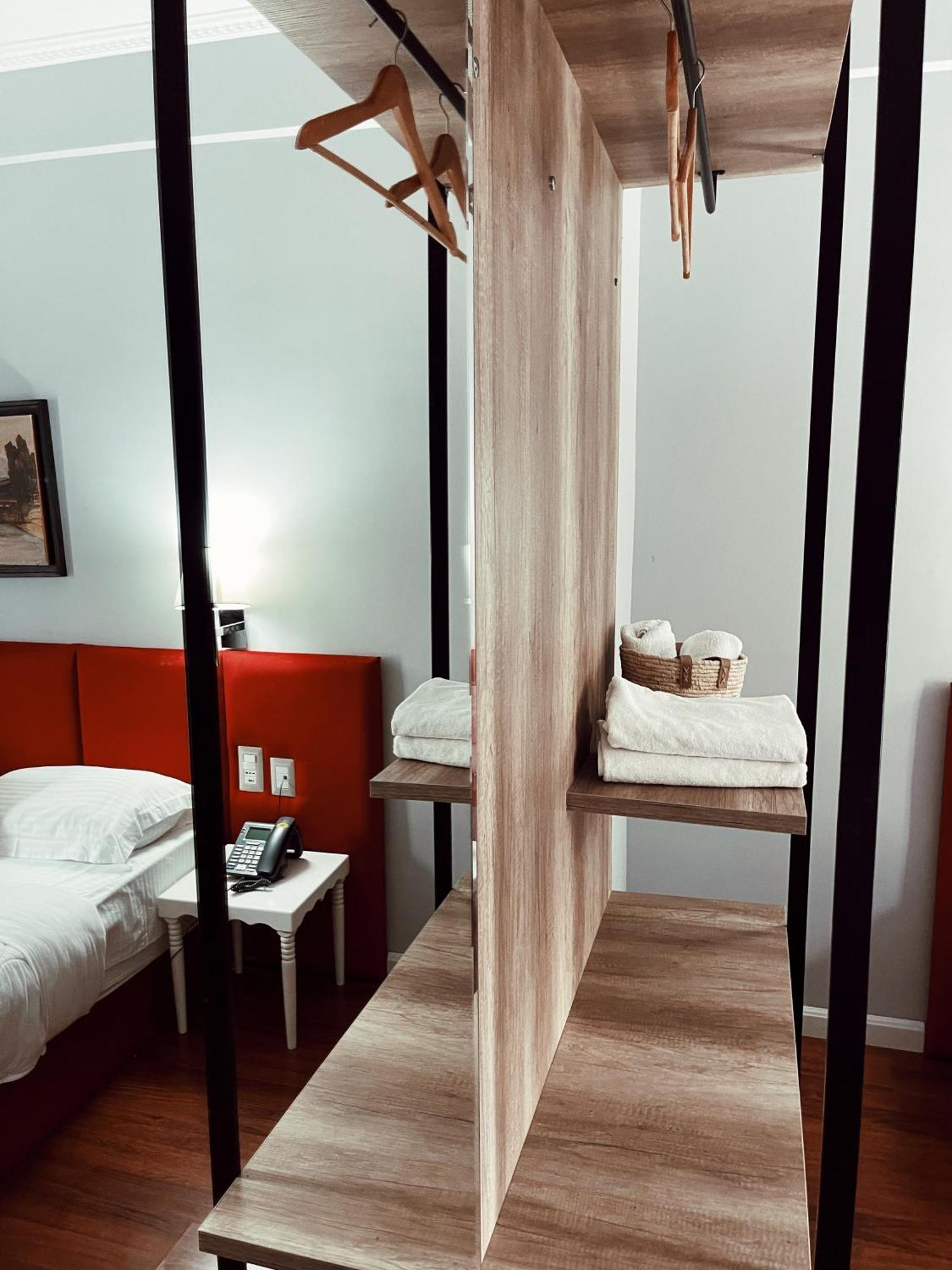 Ruby Palace Vlorë Екстериор снимка
