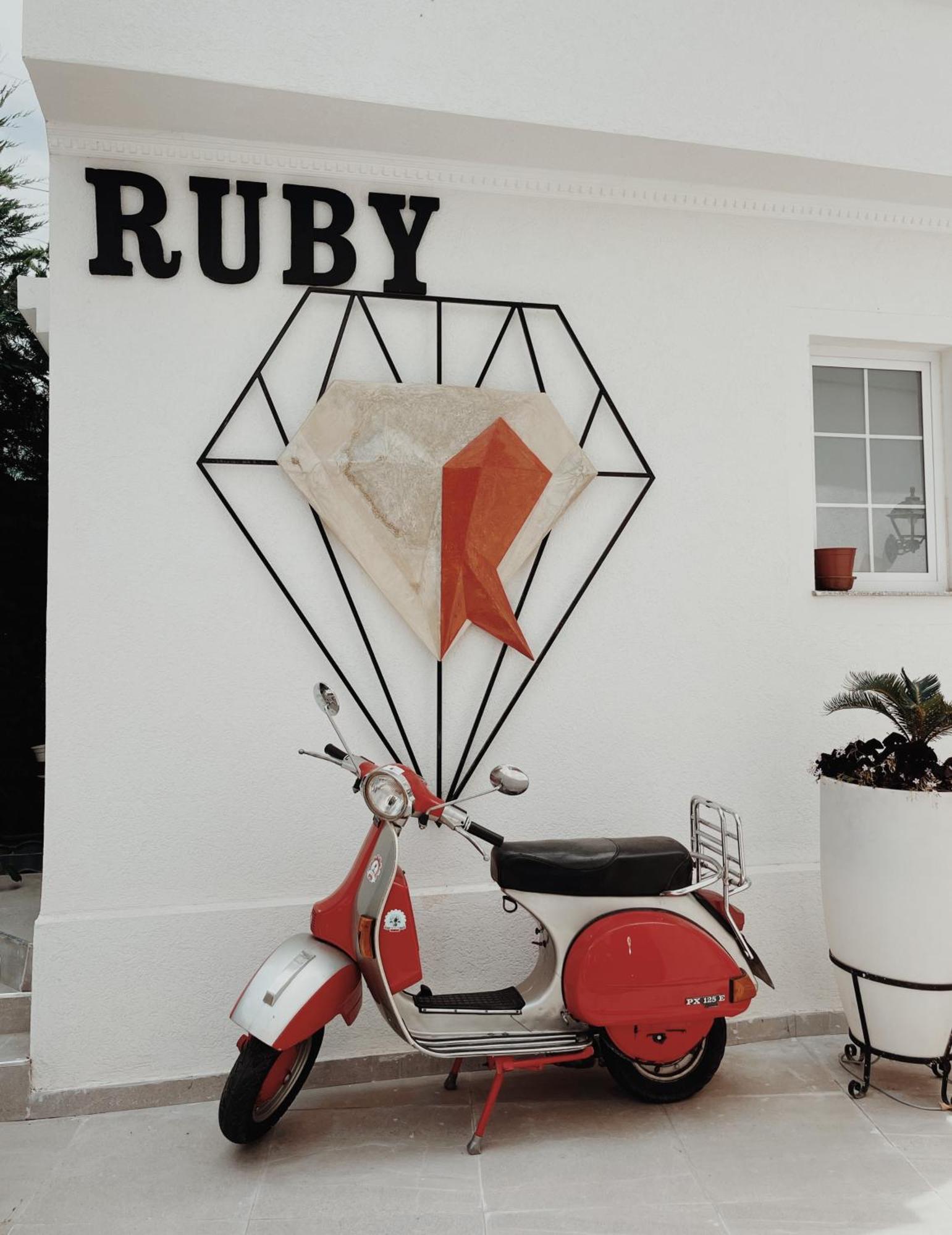 Ruby Palace Vlorë Екстериор снимка