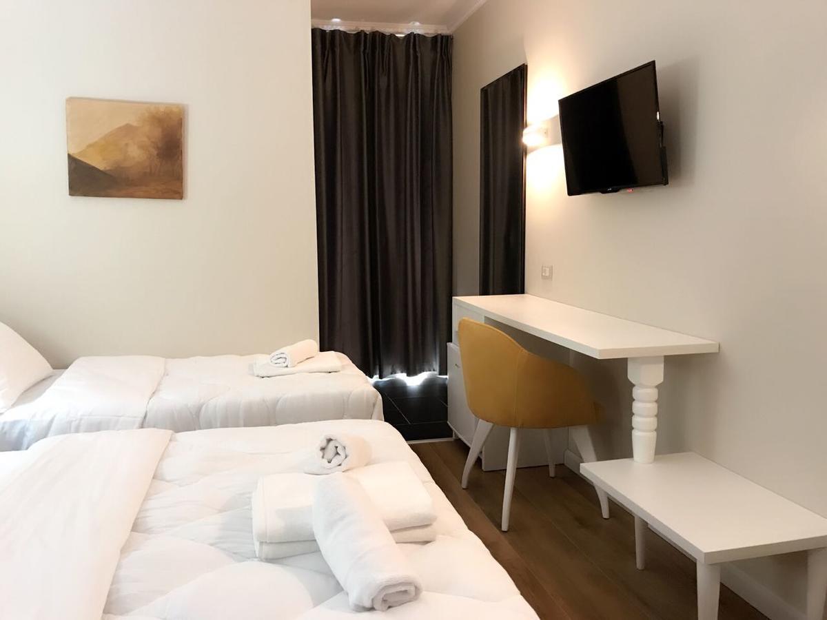 Ruby Palace Vlorë Екстериор снимка