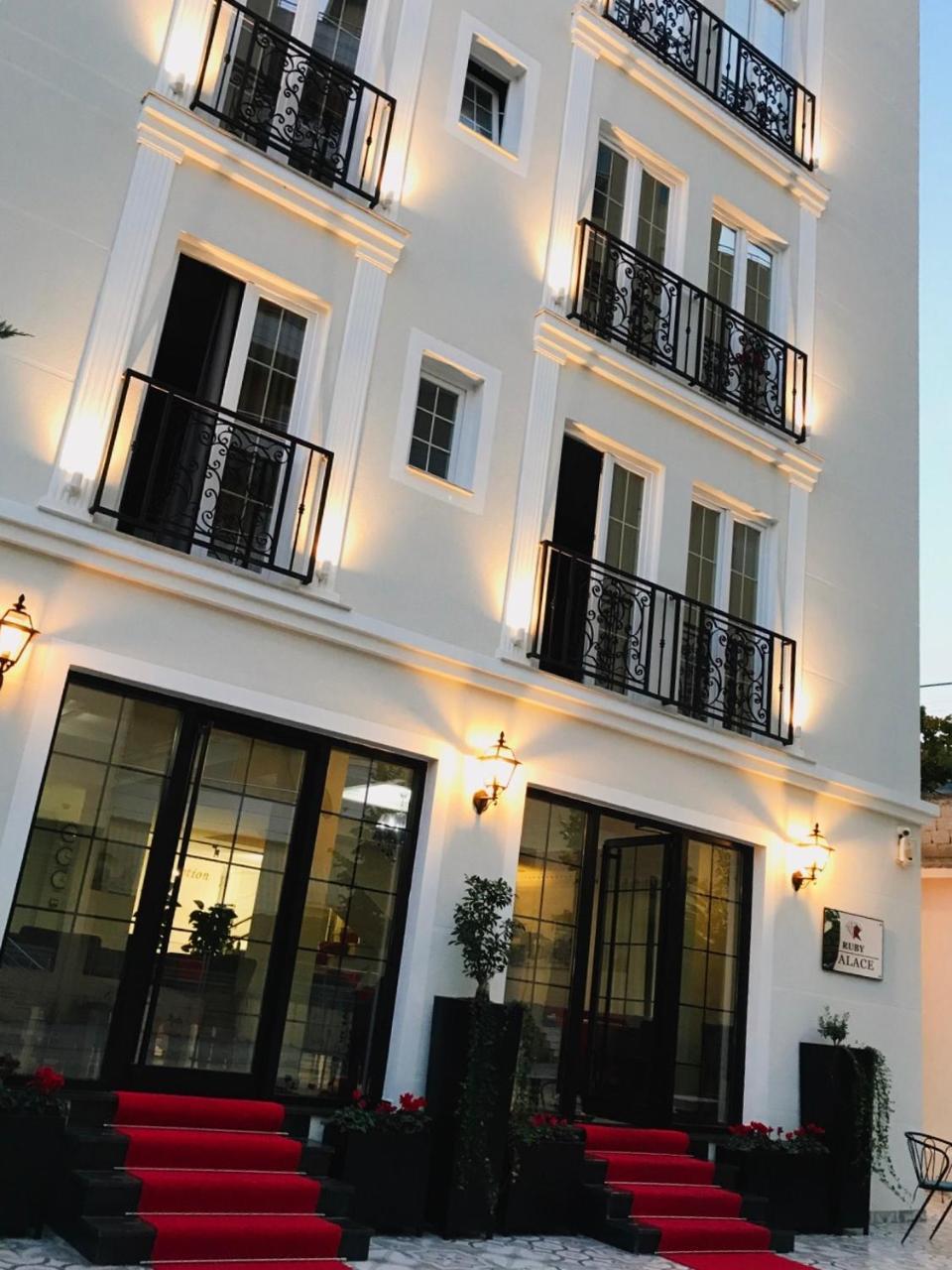 Ruby Palace Vlorë Екстериор снимка